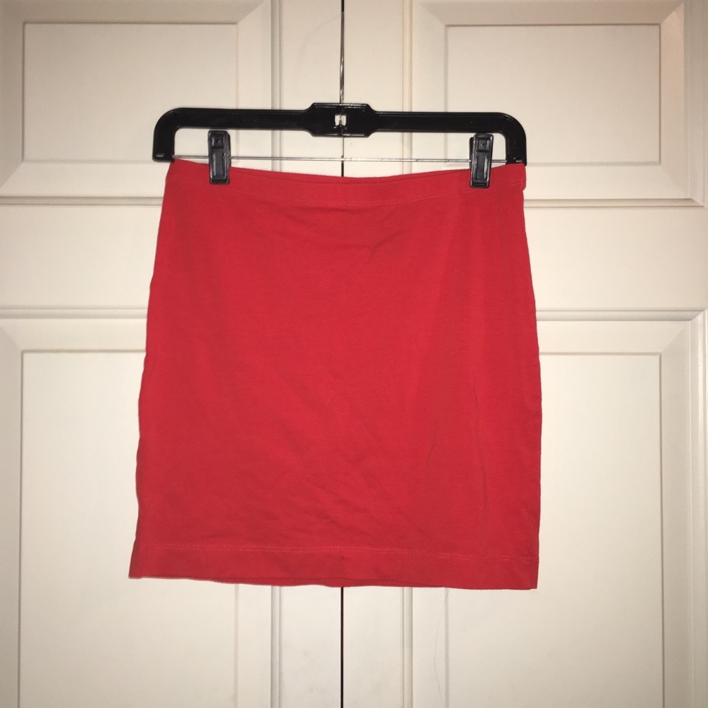 NWOT H&M Miniskirt